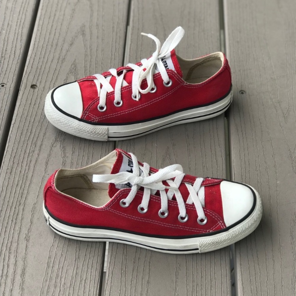 Red Chucks Converse All Star 5.5